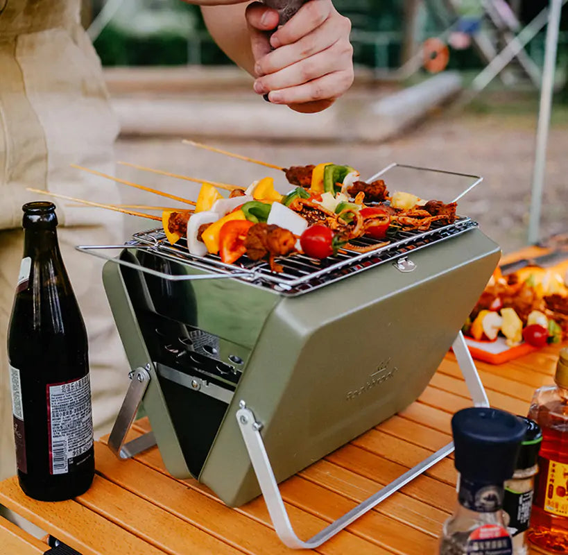 Easy to carry Camping BBQ Grill ideal for picnics, camping and tailgating